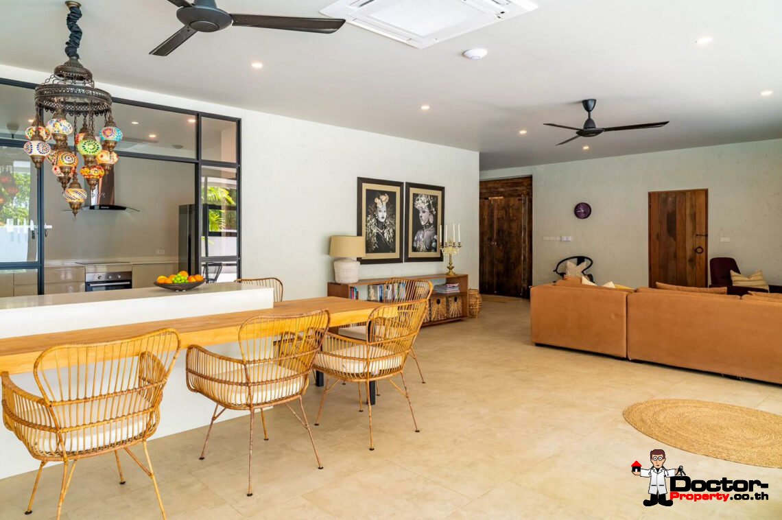 2 Bedroom Pool Villa just 50 metres to the Beach in Leam Sir, Koh Samui – For Sale